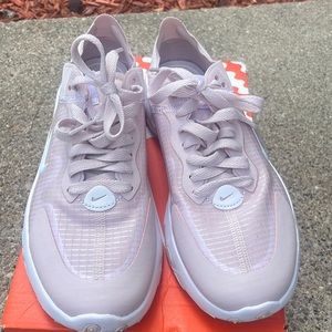 Women’s Nike Renew Lucent “rose blanc “